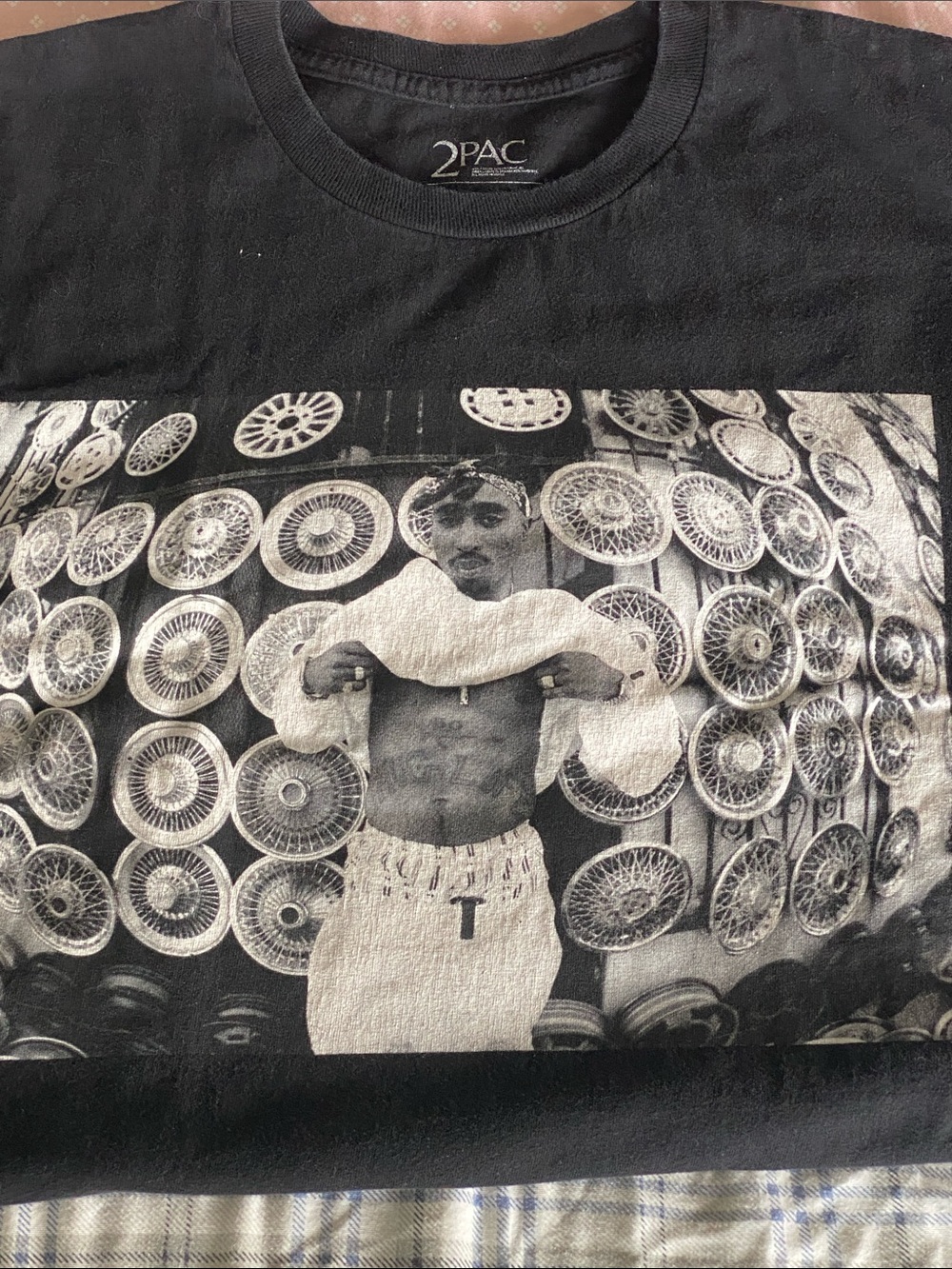 2Pac Graphic Crewneck T-Shirt 🖤🖤